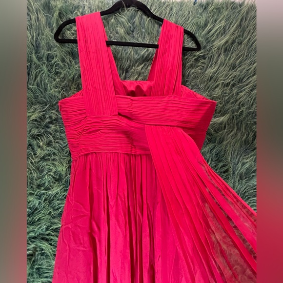 Size 12 Robert Rodriguez gown. Strong pink colour. - Picture 2 of 11